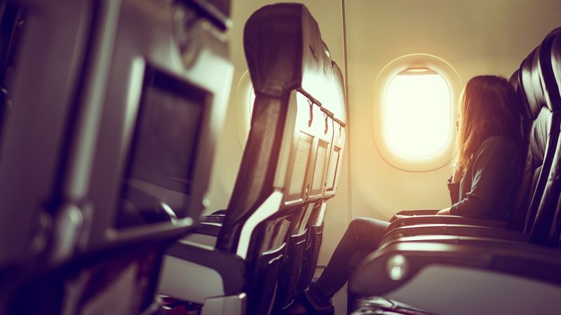 How to choose the most comfortable seat on an airplane