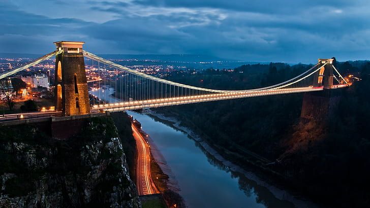 Bilete de avion 
din București către Bristol - Zbor24.ro