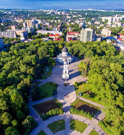 Montreal-Chișinău