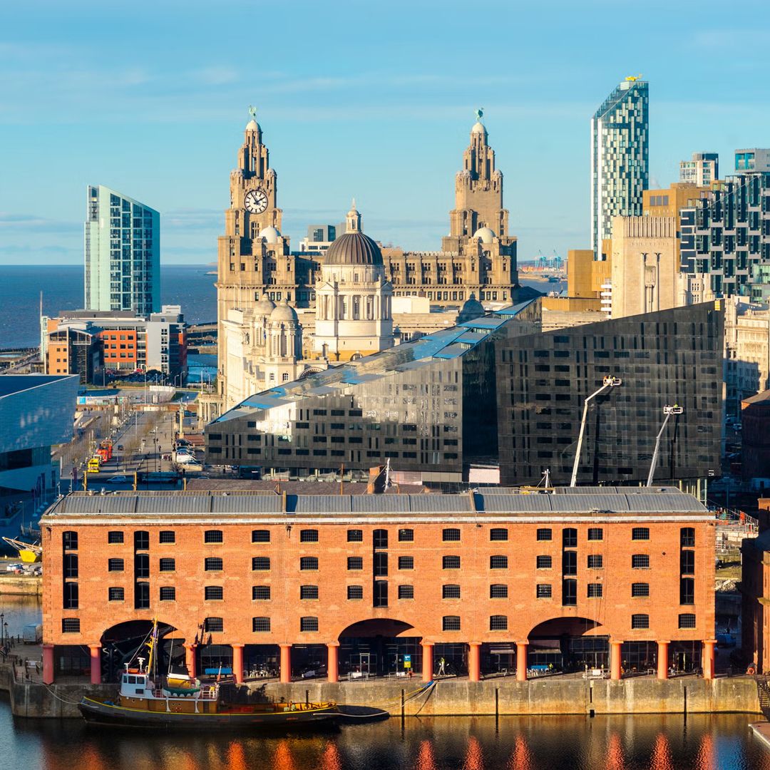 Flight tickets from 
Bucharest to Liverpool - Zbor24.ro