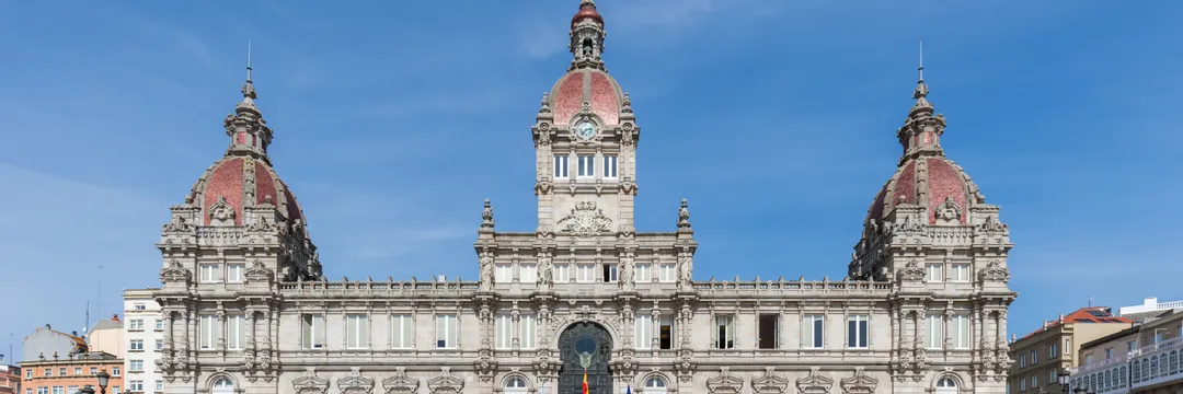 Billetes de avión de Bilbao a La Coruna - OOZH.ES