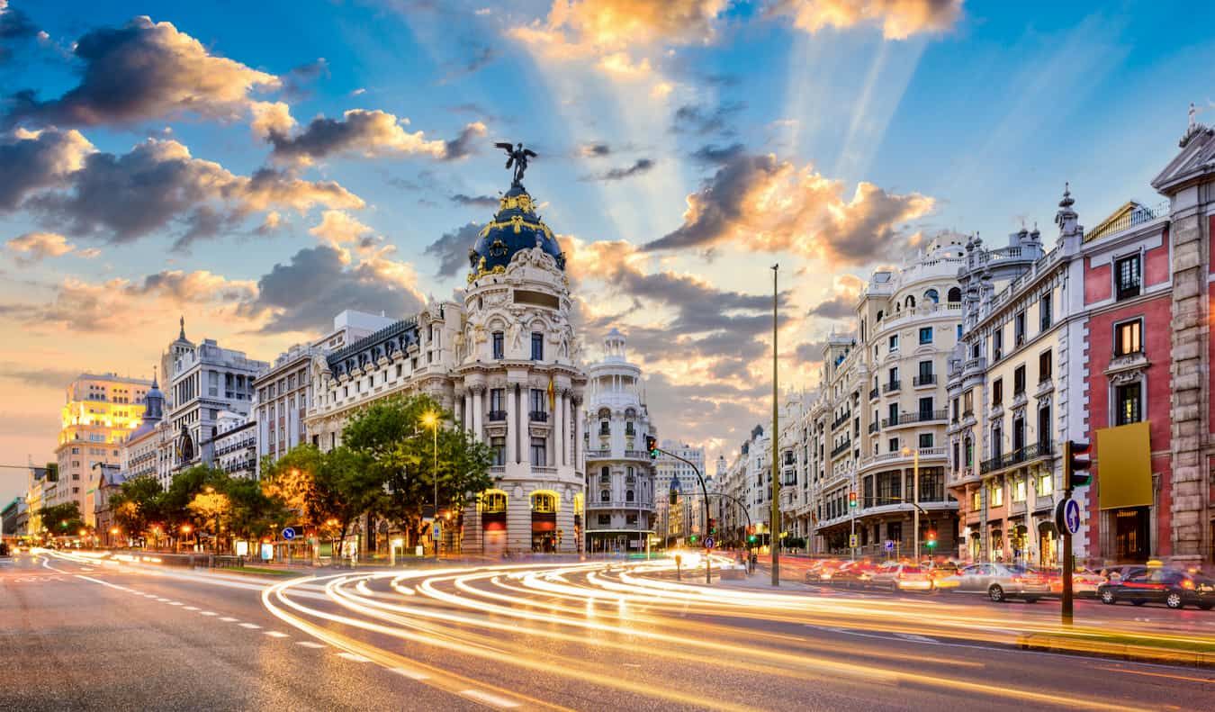 Airline tickets 
from Iasi to Madrid - Zbor.md