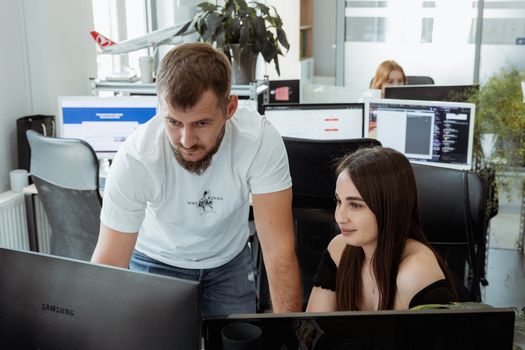The oozh.com Team