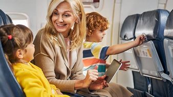 10 ideas for activities for children on the plane