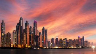 Идеальный отдых в Дубае: чем заняться и что посетить