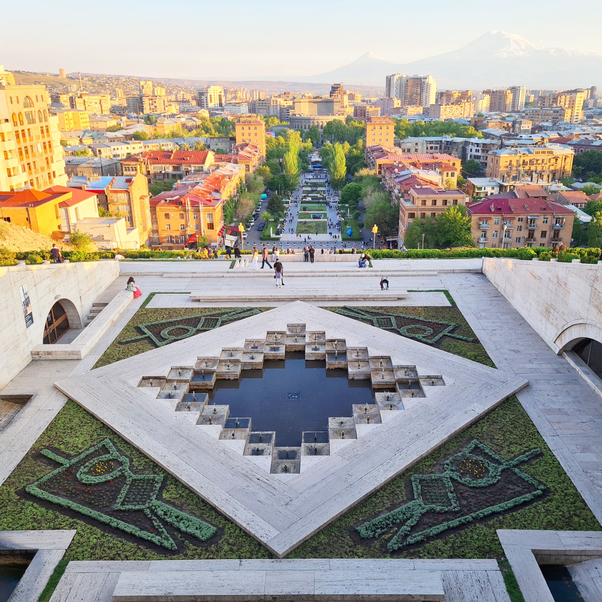 Cheap flight tickets 
from Bucharest to Yerevan - Zbor24.ro
