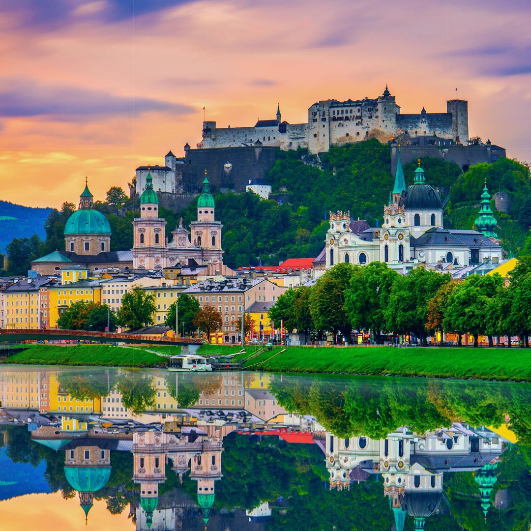 Cheap flight tickets 
from Bucharest to Salzburg - Zbor24.ro