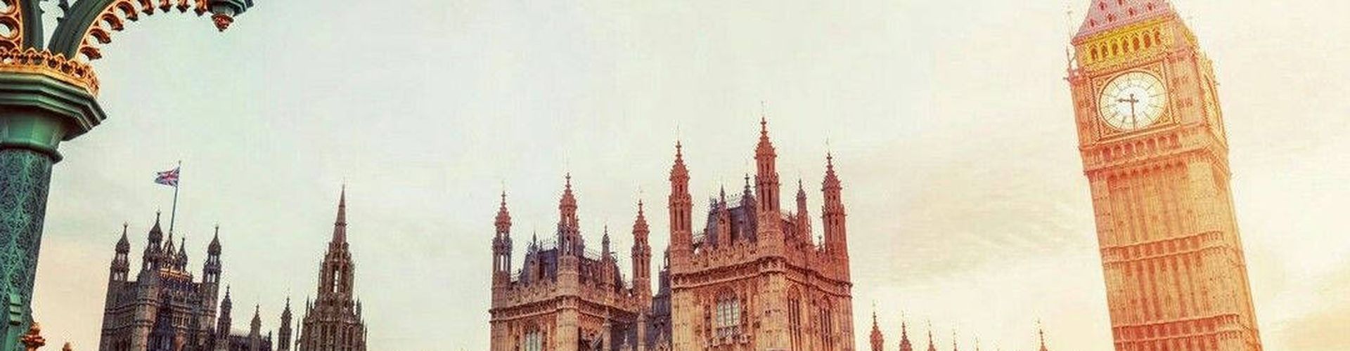 Flight tickets from 
Bucharest to London - Zbor24.ro