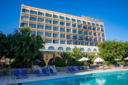 Navarria Hotel ~512€