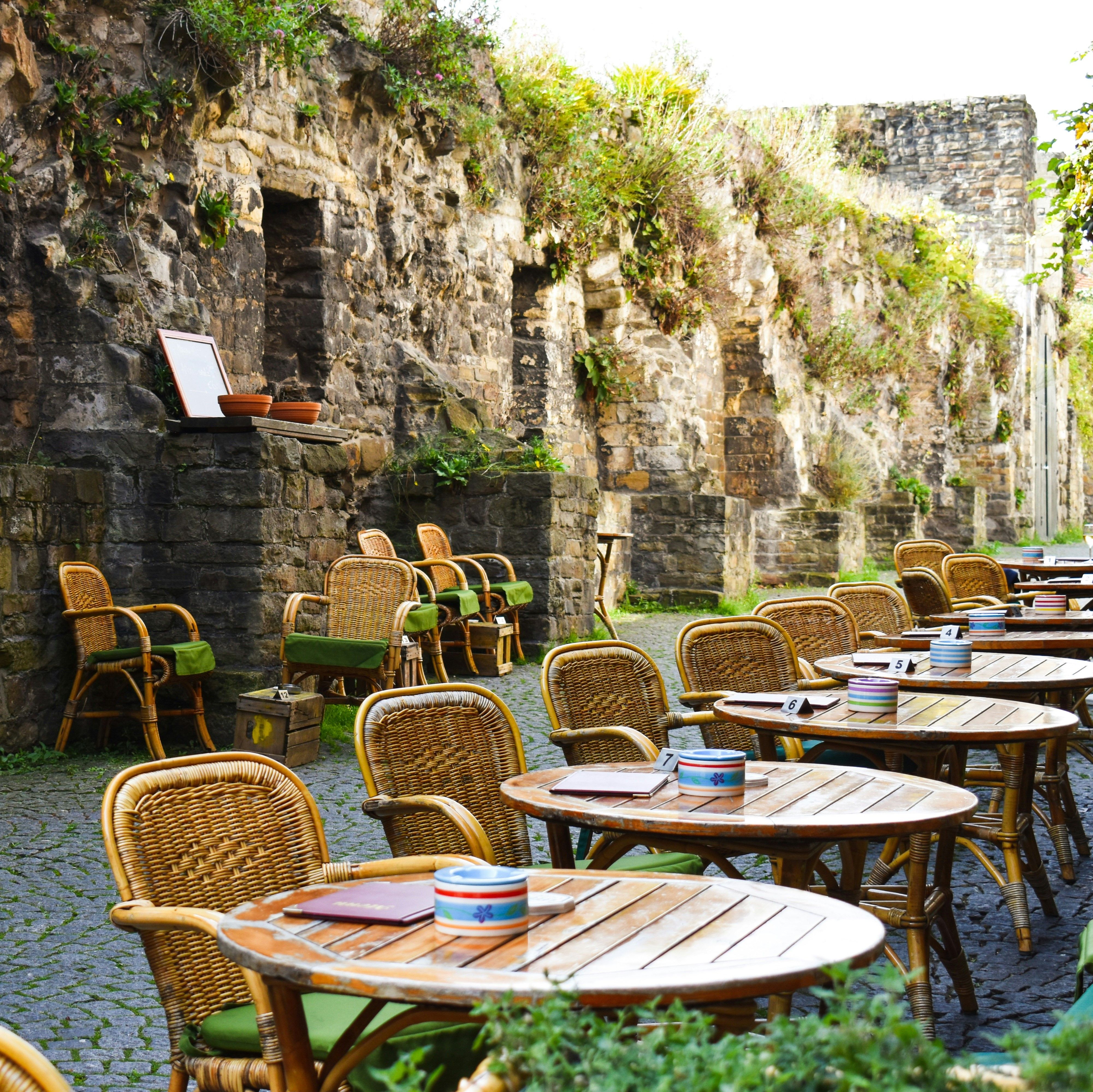 Flugtickets aus Düsseldorf zu Maastricht - OOZH.DE