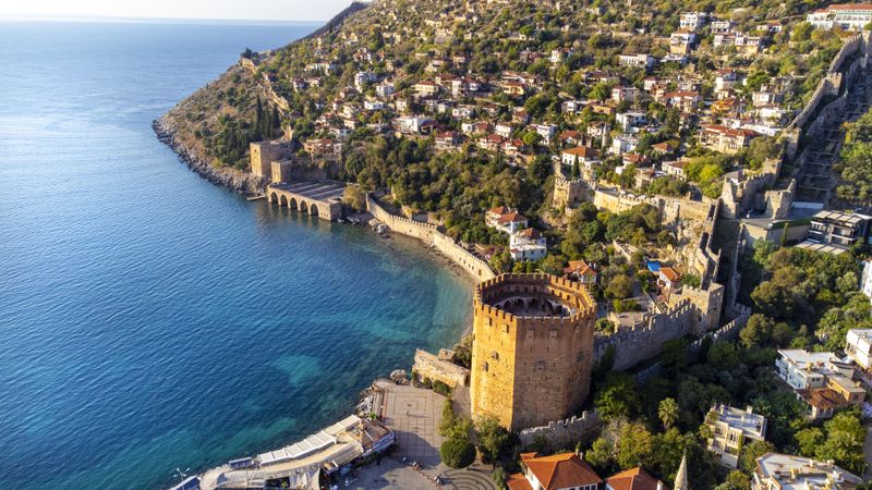 FlyOne brings back direct flights between Chișinău and Antalya