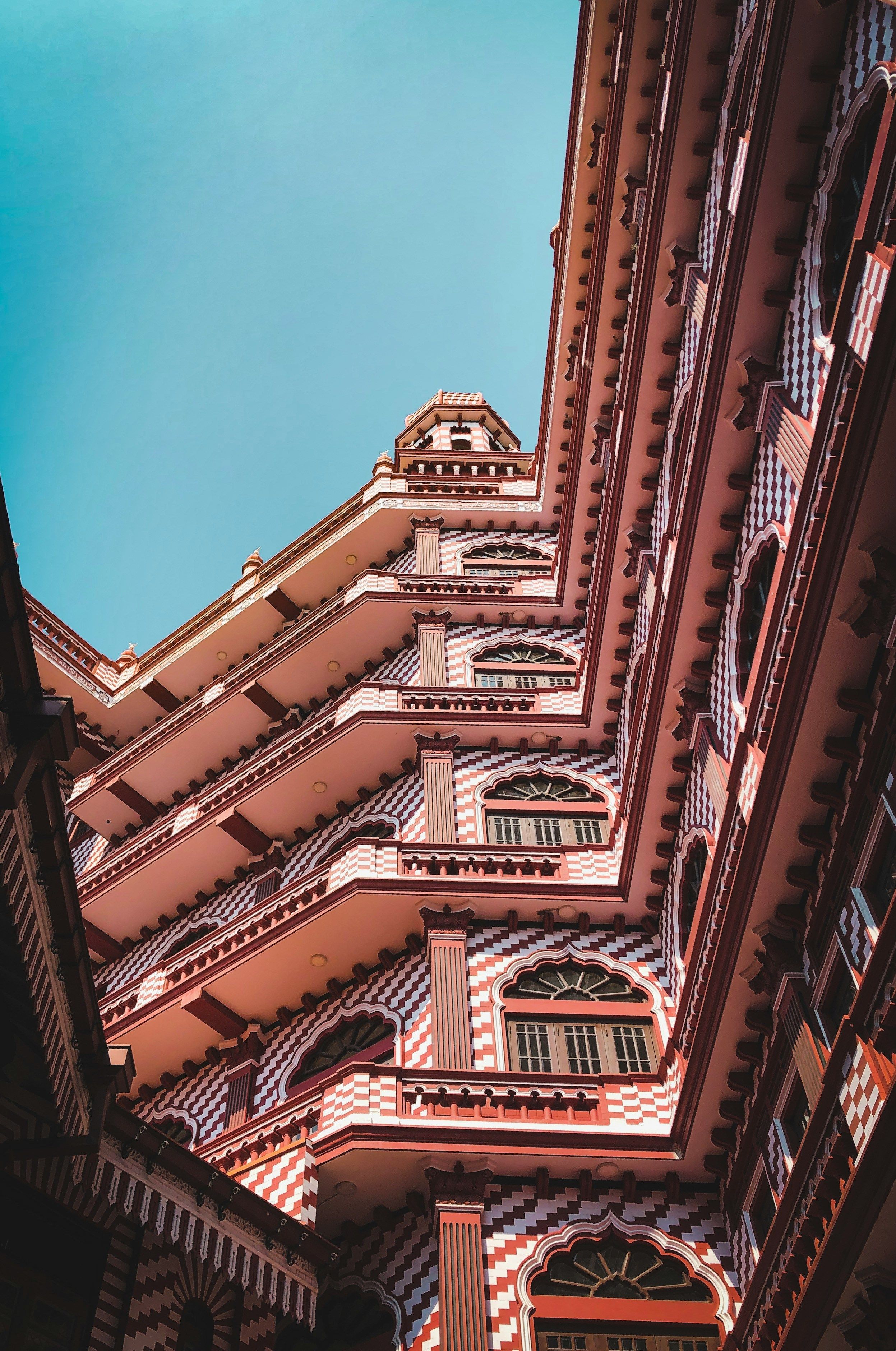 Bilete de avion 
din Chișinău către Colombo - Zbor.md