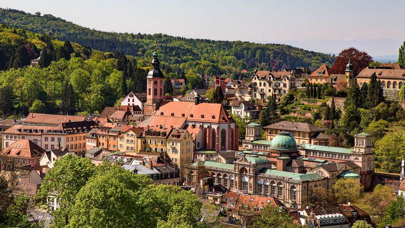 New Autumn Destinations with Wizz Air from Chișinău – Fly to Europe!