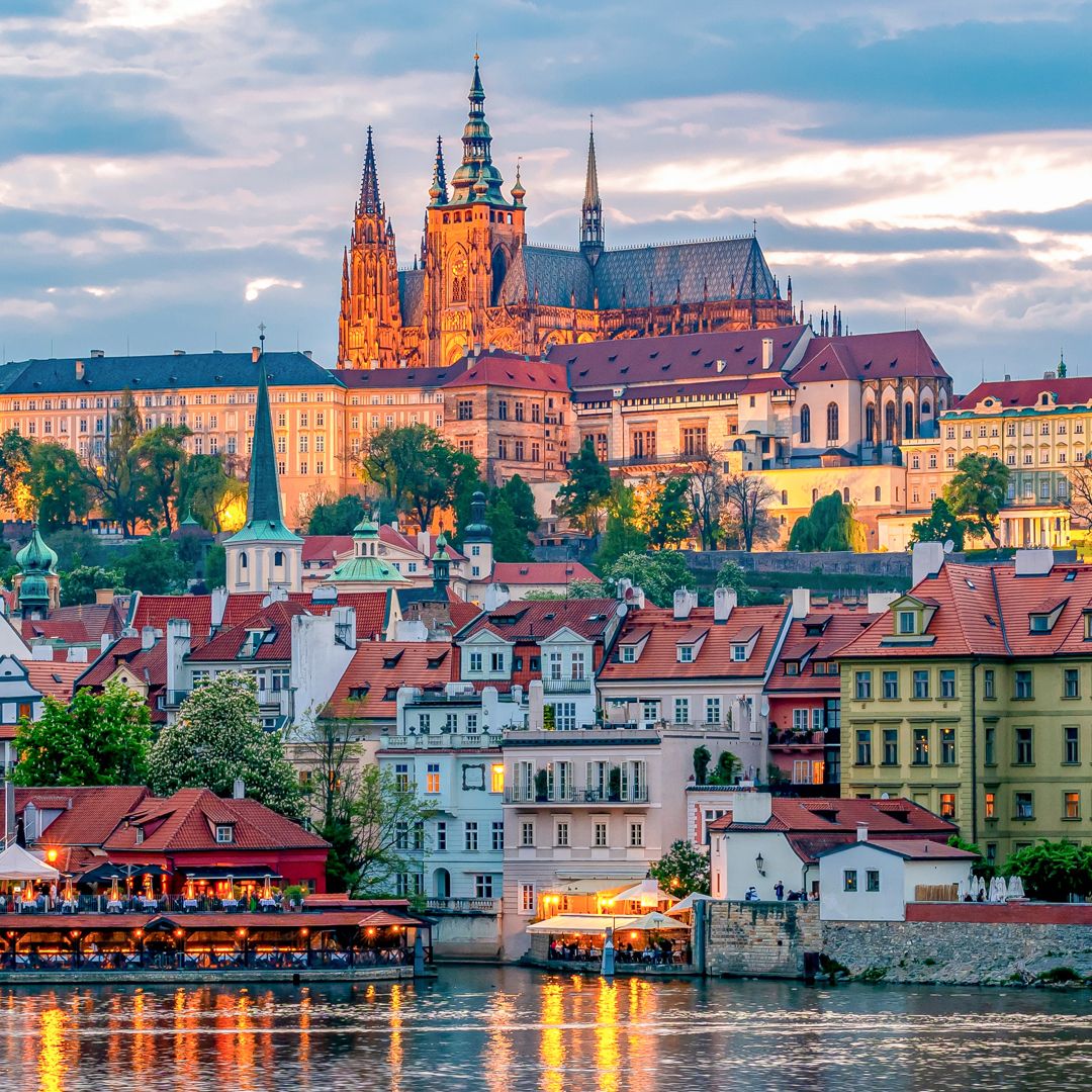 Flight tickets from 
Cluj to Prague - Zbor24.ro