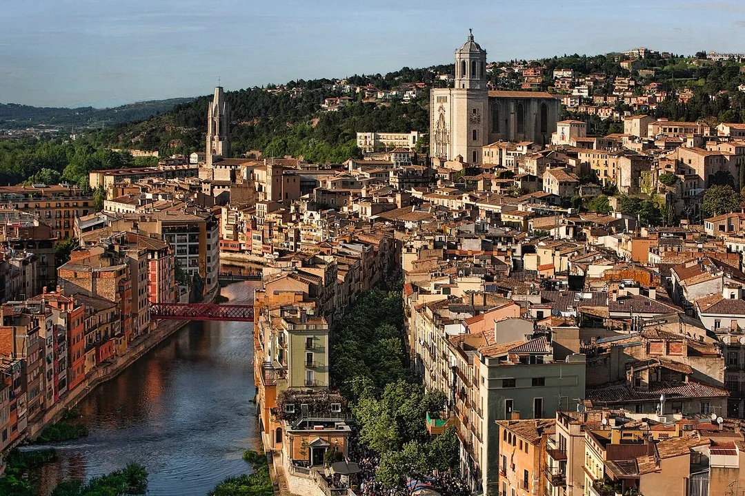 Billets d'avion de Paris àGerona - OOZH.FR