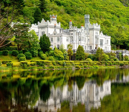 Găsește Zboruri Romania către Irlanda