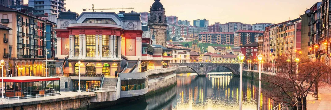 Billetes de avión de Ibiza a Bilbao - OOZH.ES