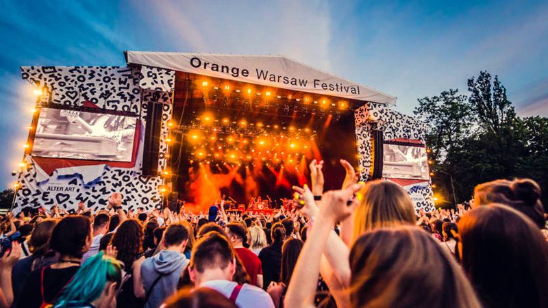 Jesienne festiwale w Polsce - muzyka, kultura i smak tradycji