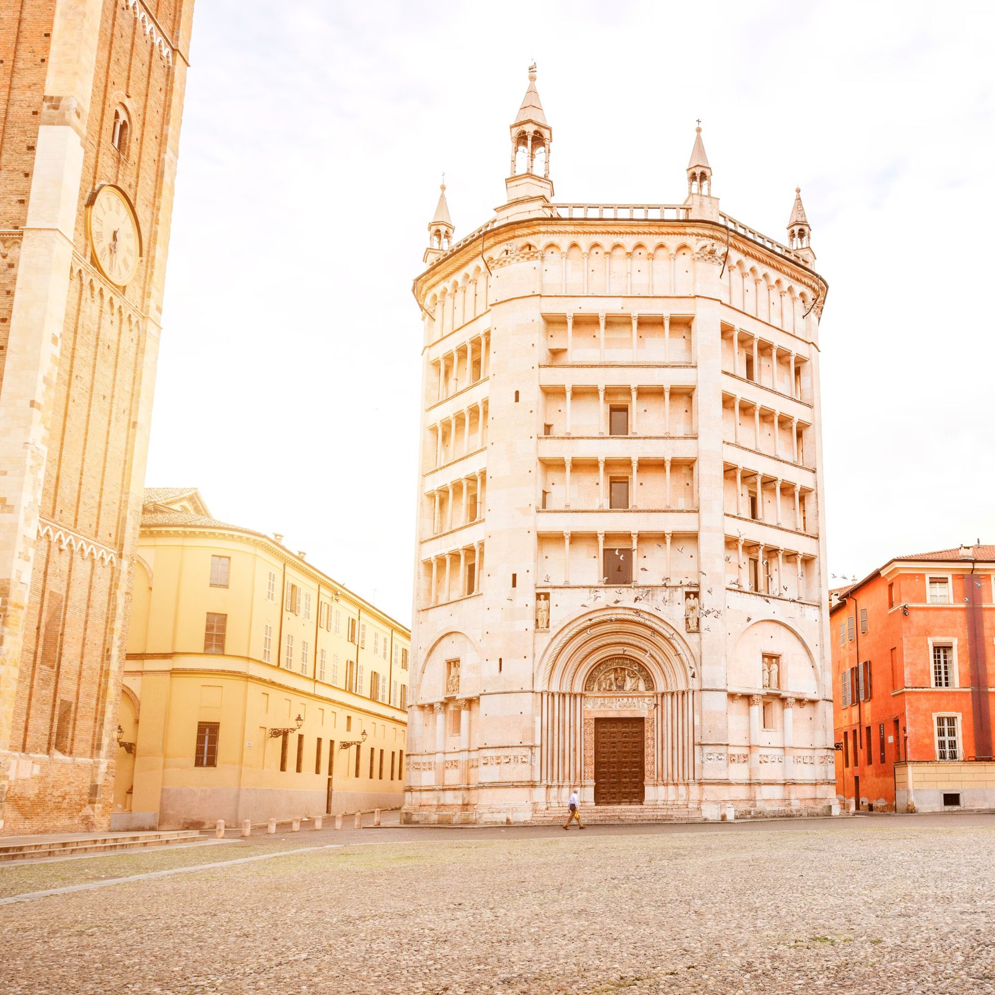 Airline tickets 
from Iasi to Parma - Zbor.md