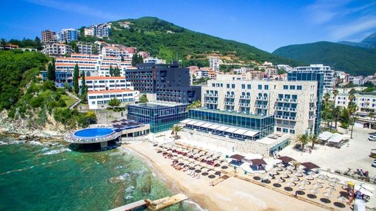 Avala Resort & Villas ~810€