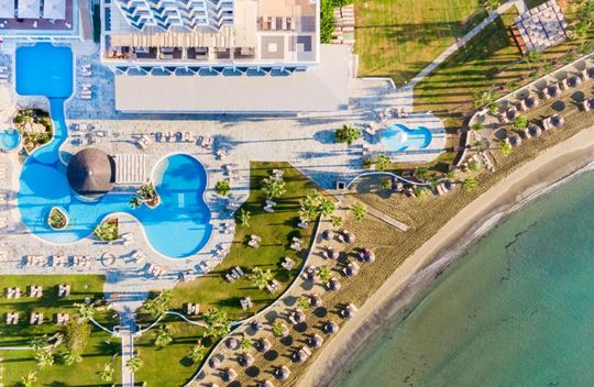 Golden Bay Beach Resort ~770€
