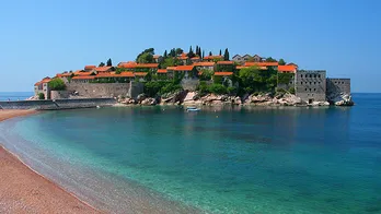 Holidays in Sveti Stefan