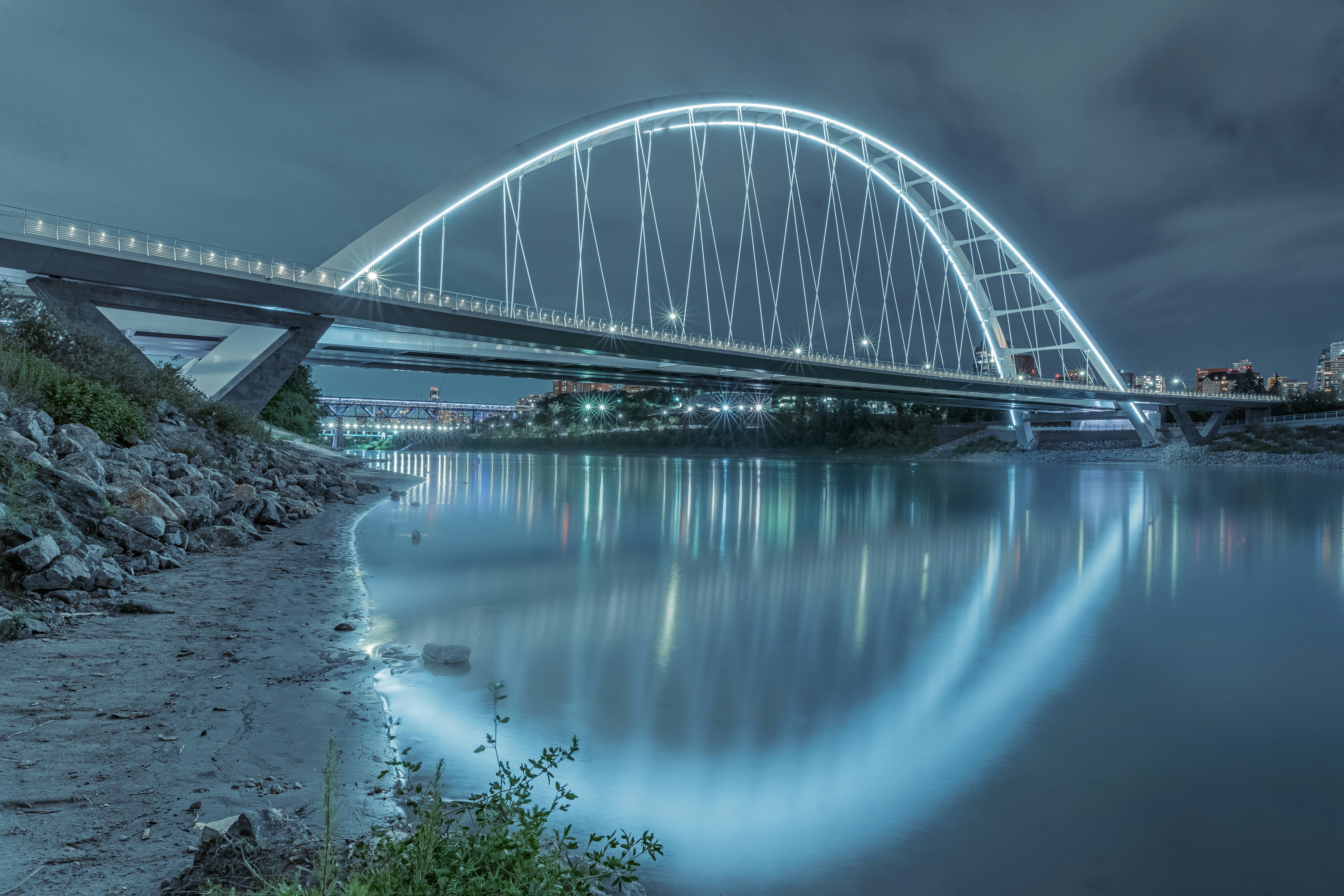 Bacau-Edmonton - Zbor24.ro