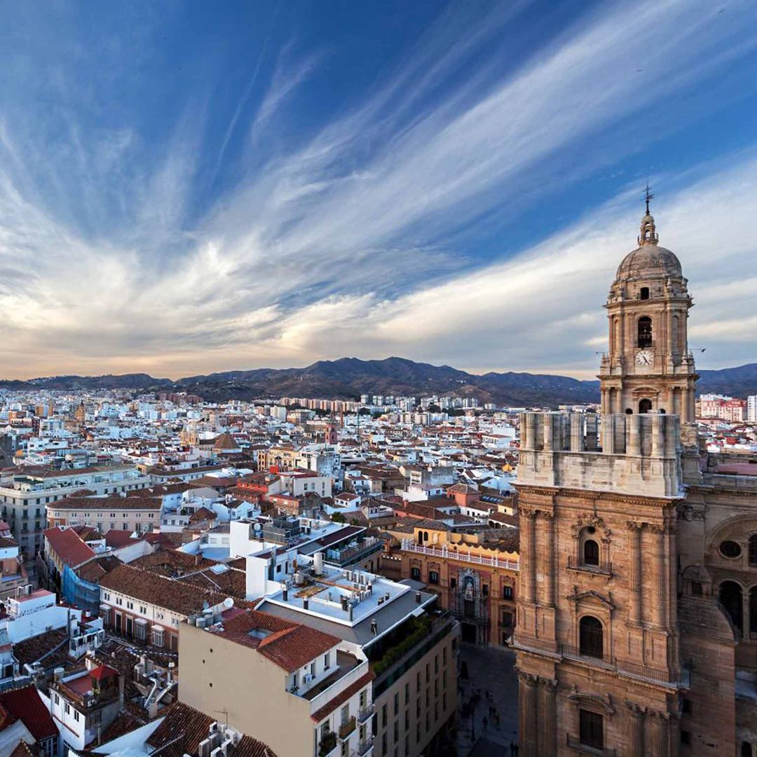Cheap flight tickets 
from Oradea to Malaga - Zbor24.ro