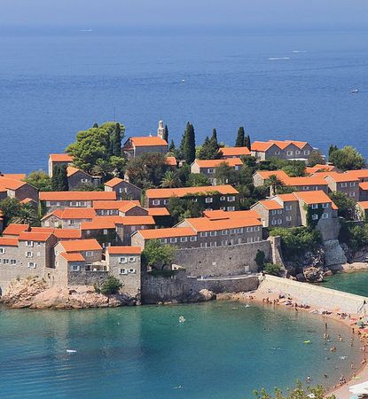 Holidays in Sveti Stefan