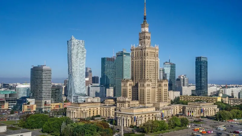 Варшава - місто з багатою історією та яскравим сучасним життям