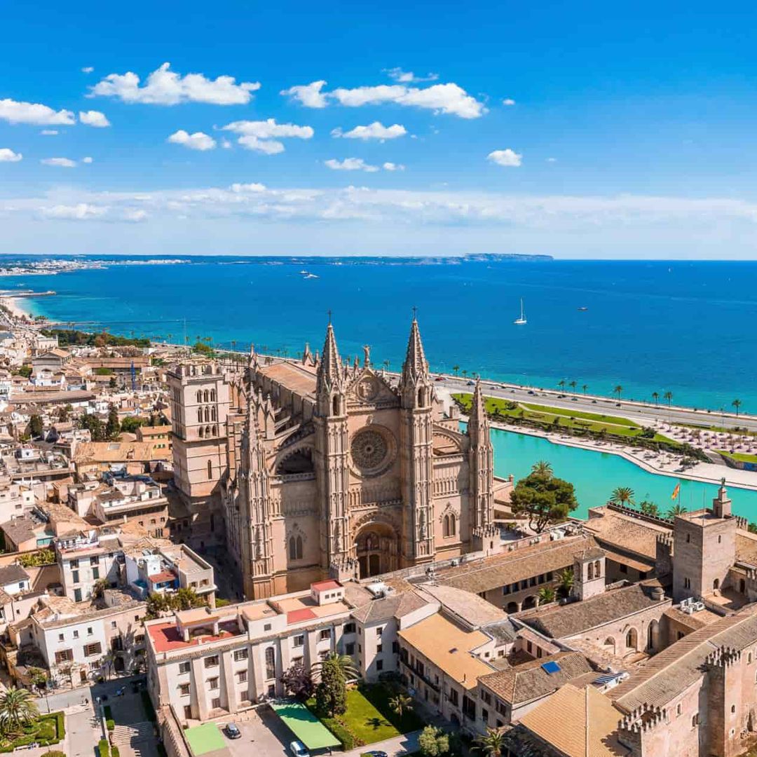 Cheap flight tickets 
from Timisoara to Palma Mallorca - Zbor24.ro